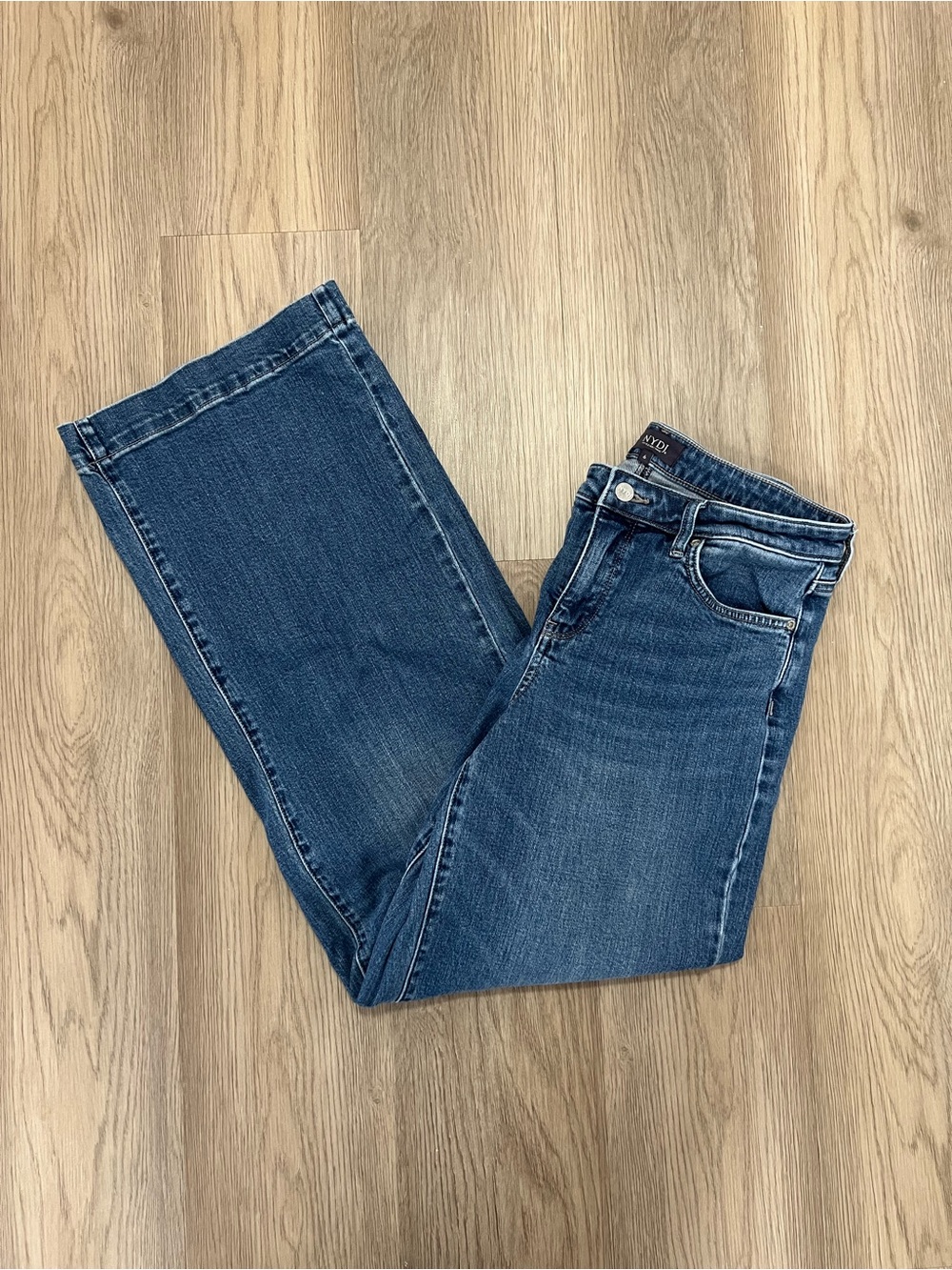NYDJ Teresa Wide Leg Jeans Size 6 Lift Tuck Medium Wash High Rise Denim